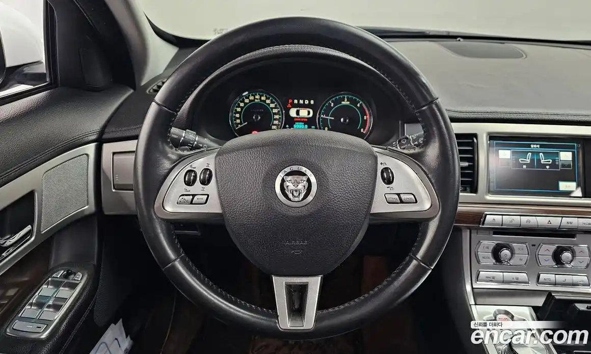 Jaguar XF 2013 2.2 Автомат в Москве № 411331, фото 13