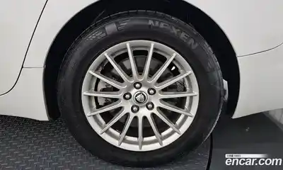 Jaguar XF 2013 2.2 Автомат в Москве № 411331, миниатюра 5