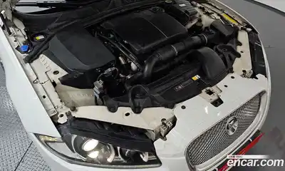 Jaguar XF 2013 2.2 Автомат в Москве № 411331, миниатюра 6