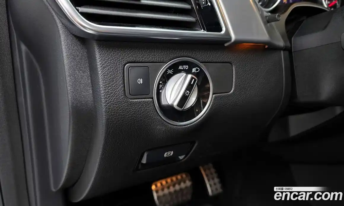 Mercedes-Benz GLE-Class 2018 3.0 Автомат в Москве № 412513, фото 16