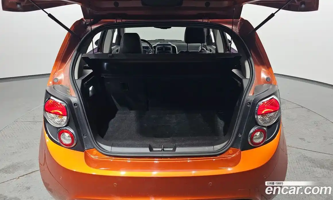 Chevrolet Aveo 2015 1.4 Автомат в Москве № 41295, фото 10