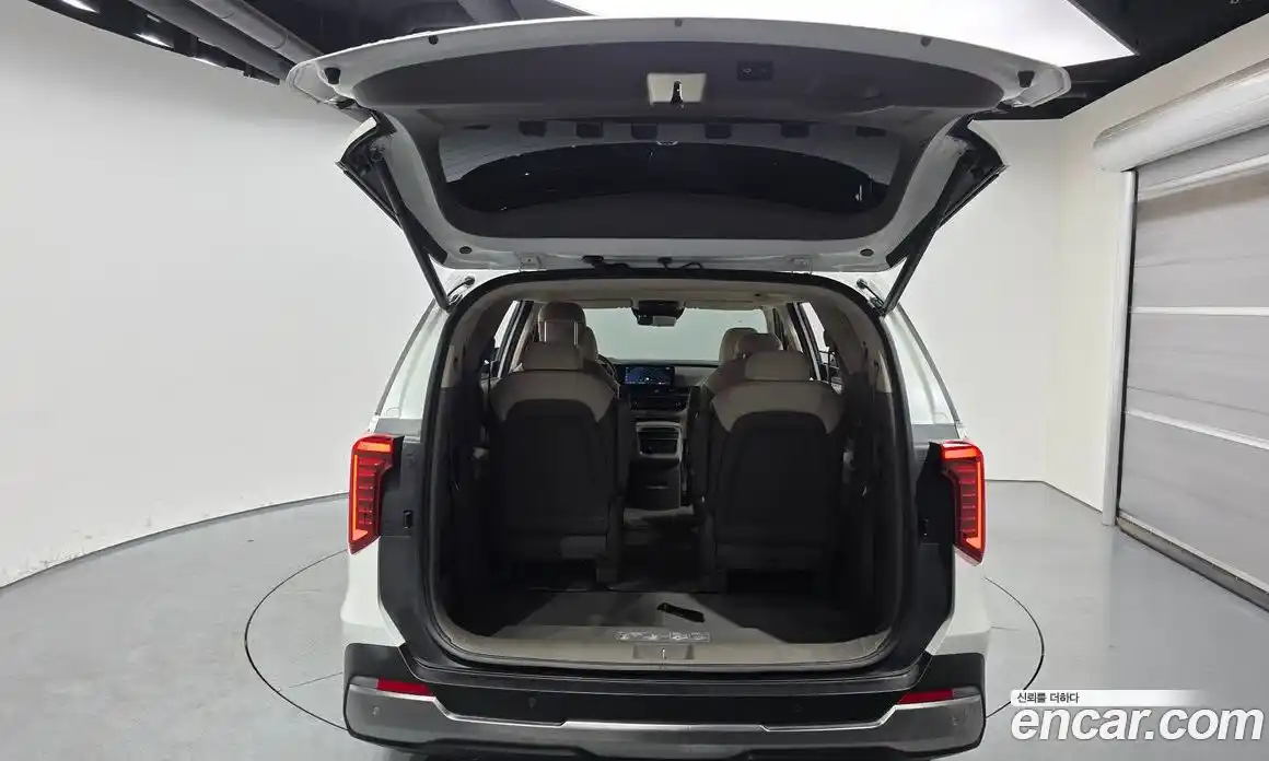 Kia Canival 2025 1.6 Автомат в Москве № 418429, фото 20