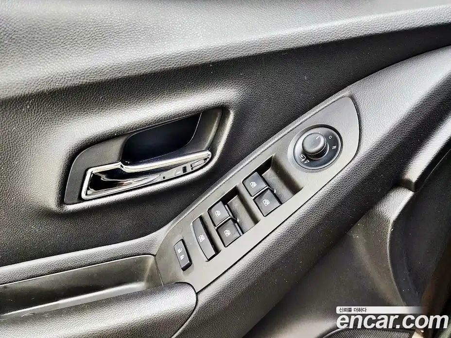 Chevrolet Trax 2014 1.4 Автомат в Москве № 41890, фото 17