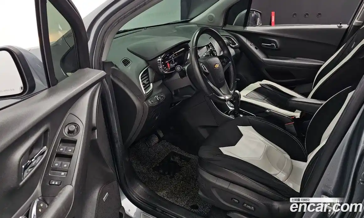 Chevrolet Trax 2019 1.4 Автомат в Москве № 42223, фото 11