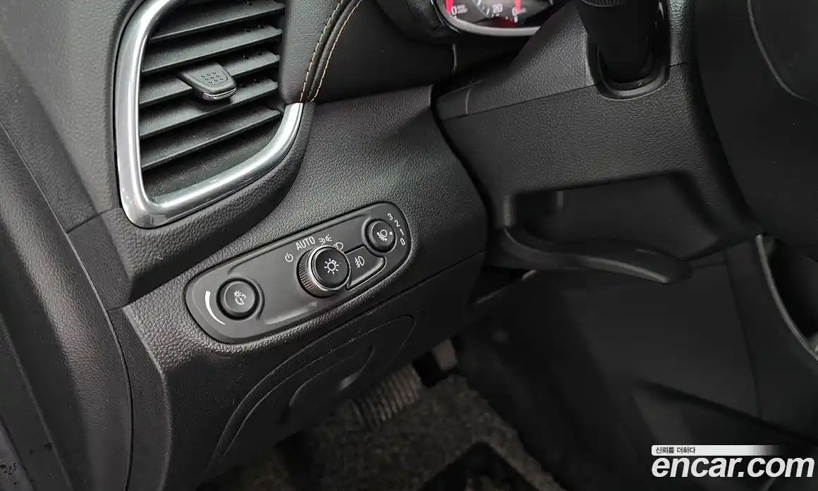 Chevrolet Trax 2019 1.4 Автомат в Москве № 42223, фото 17