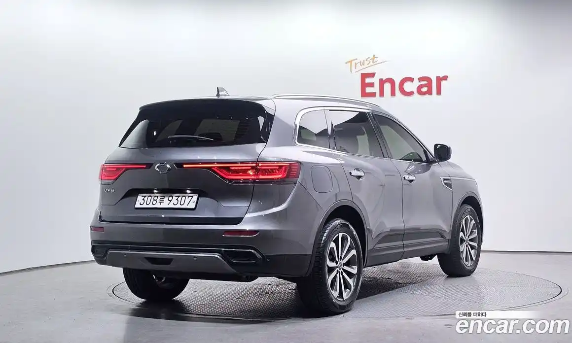 Renault QM6 2022 2.0 Автомат в Москве № 423209, фото 2