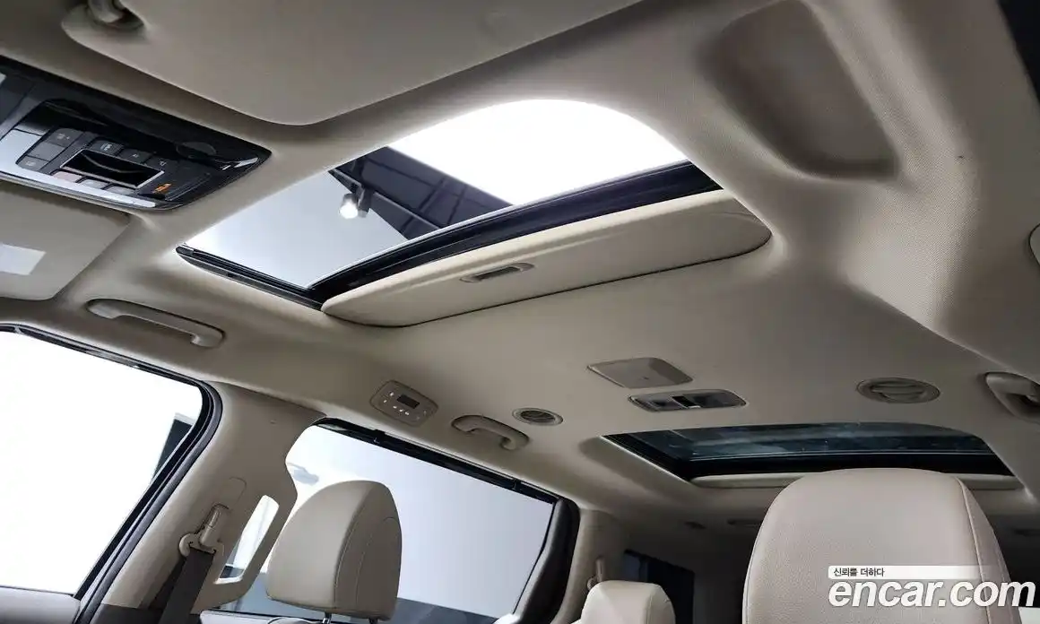 Kia Canival 2022 2.2 Автомат в Москве № 451669, фото 18