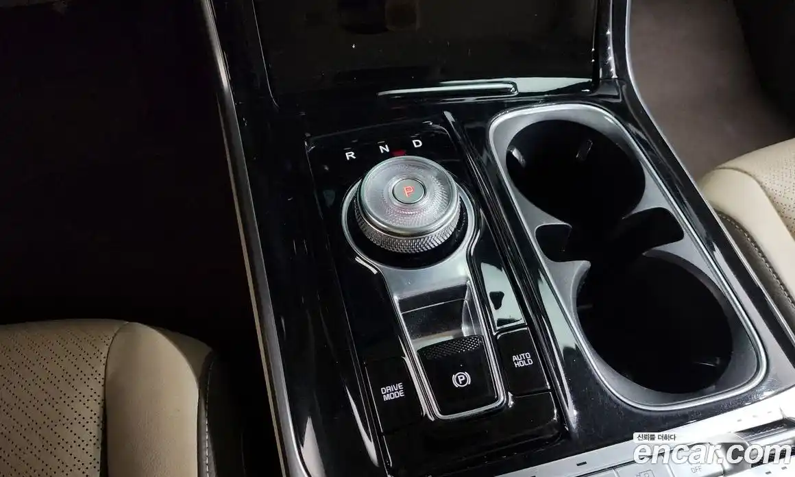 Kia Canival 2022 2.2 Автомат в Москве № 451669, фото 9