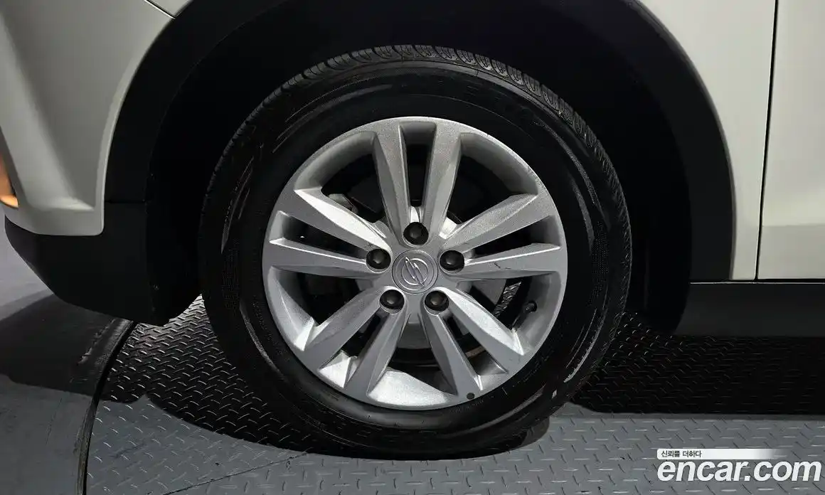 SsangYong TIBOLI 2018 1.6 Автомат в Москве № 454305, фото 5