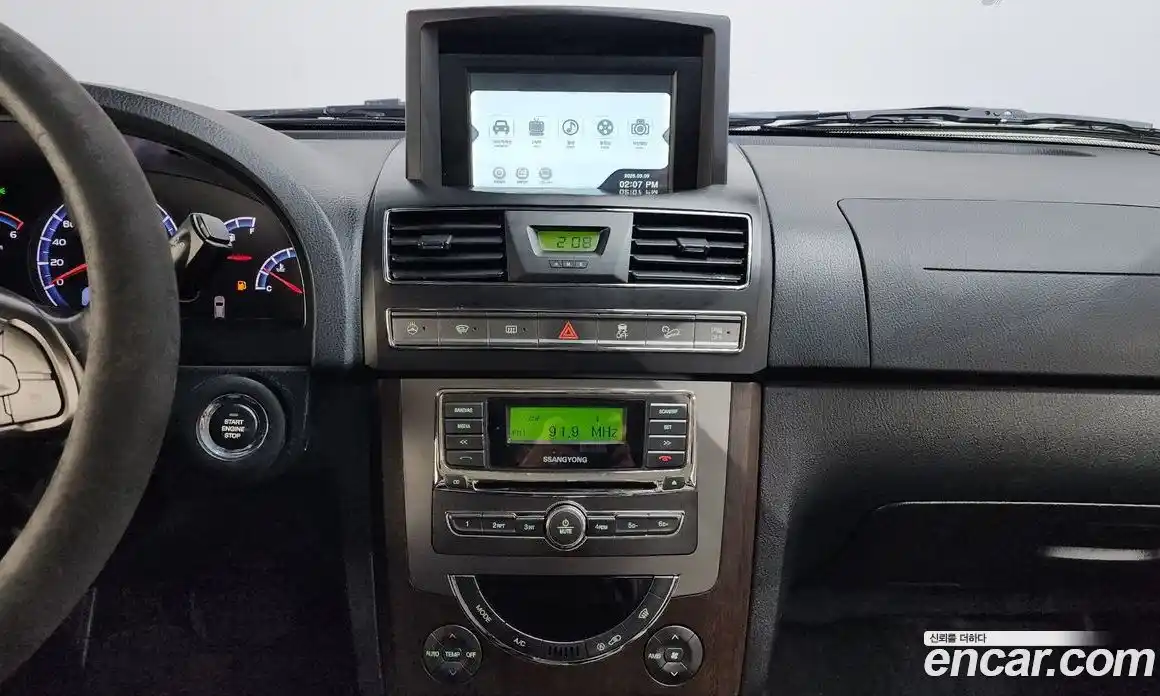 SsangYong Rexton 2015 2.0 Автомат в Москве № 454449, фото 15