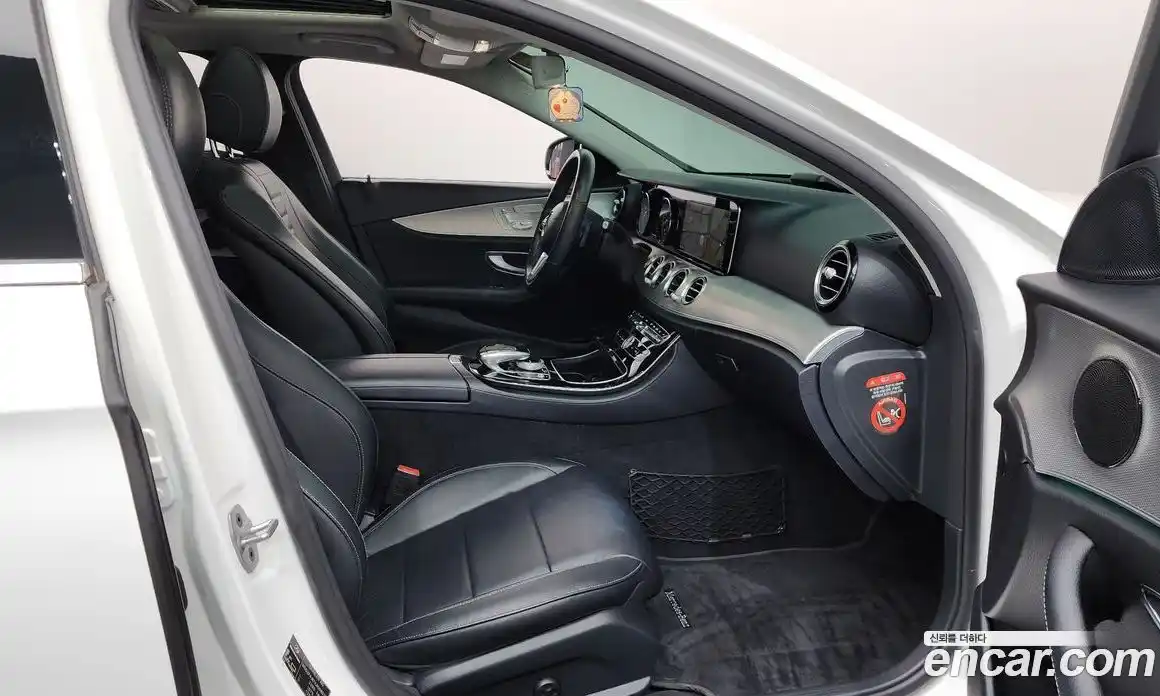 Mercedes-Benz E-Class 2019 2.0 Автомат в Москве № 466921, фото 11