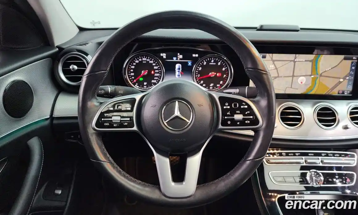 Mercedes-Benz E-Class 2019 2.0 Автомат в Москве № 466921, фото 13