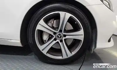 Mercedes-Benz E-Class 2019 2.0 Автомат в Москве № 466921, миниатюра 5