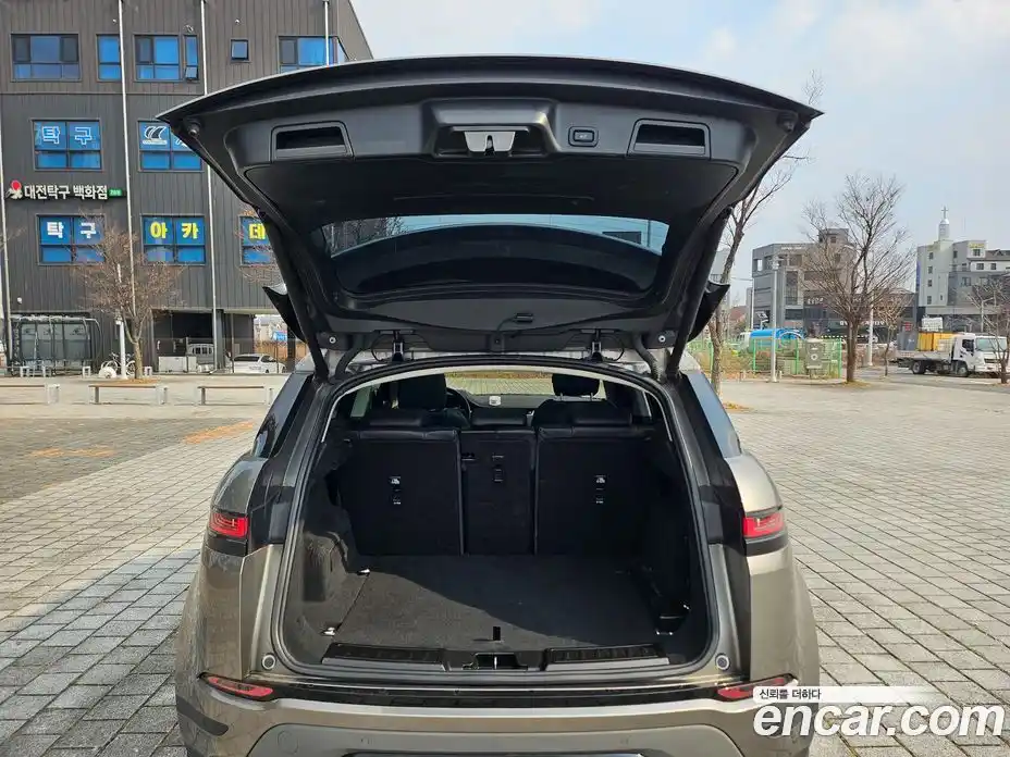 Land Rover Range-Rover Evoque 2020 2.0 Автомат в Москве № 471581, фото 8