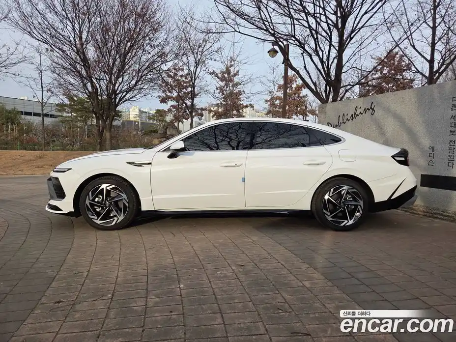 Hyundai Sonata 2025 1.6 Автомат в Москве № 48586, фото 5