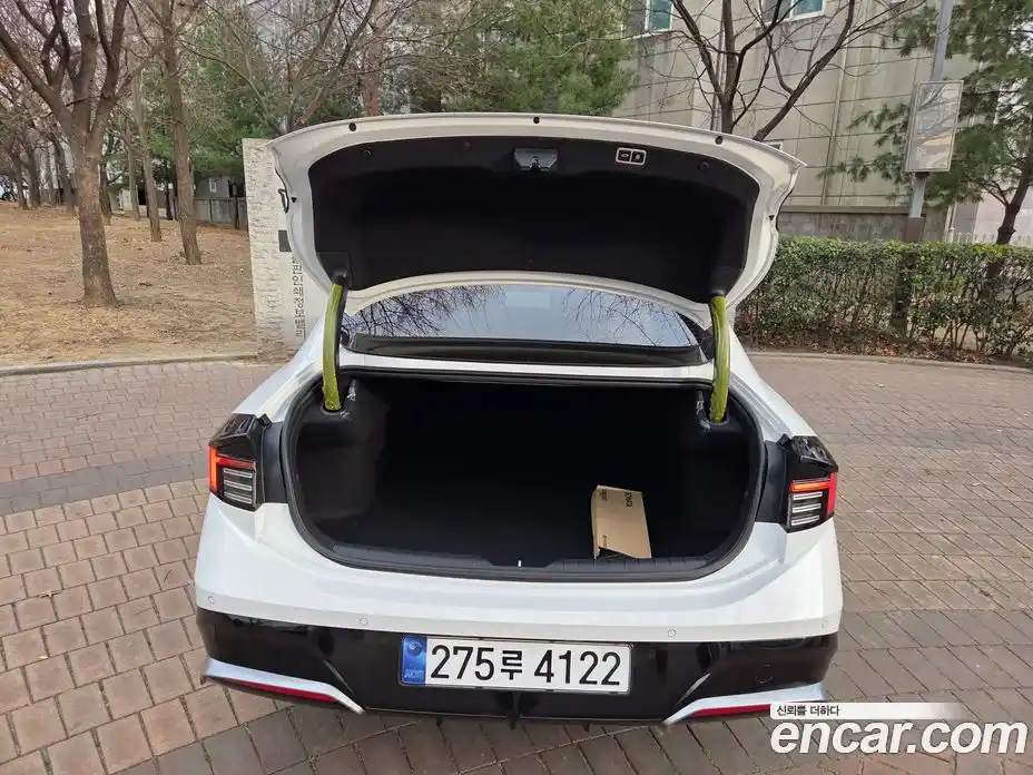 Hyundai Sonata 2025 1.6 Автомат в Москве № 48586, фото 6