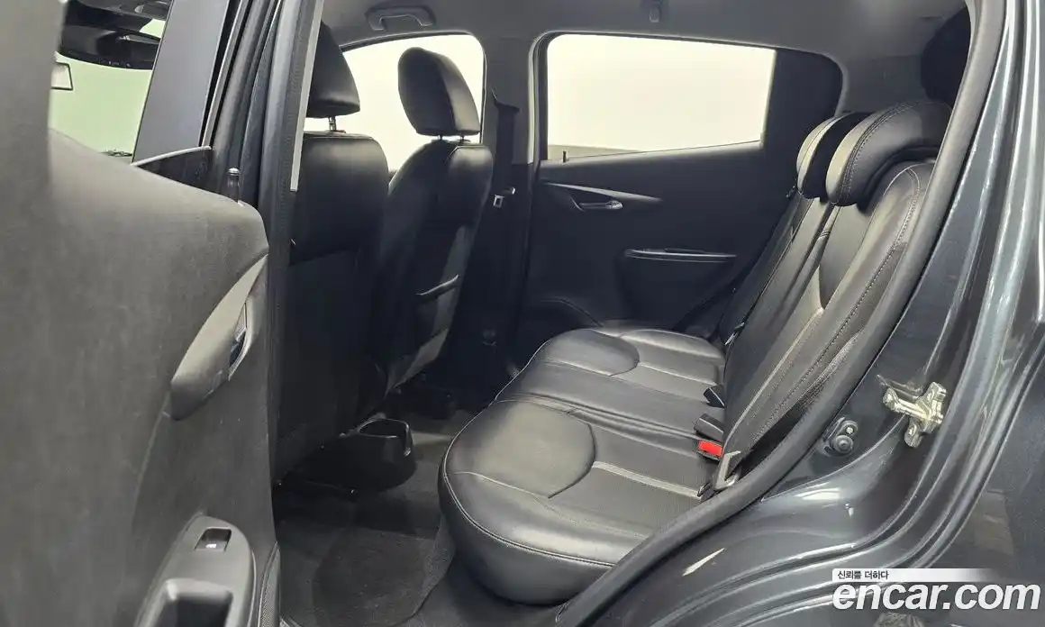 Chevrolet Spark 2019 1.0 Автомат в Москве № 492326, фото 12