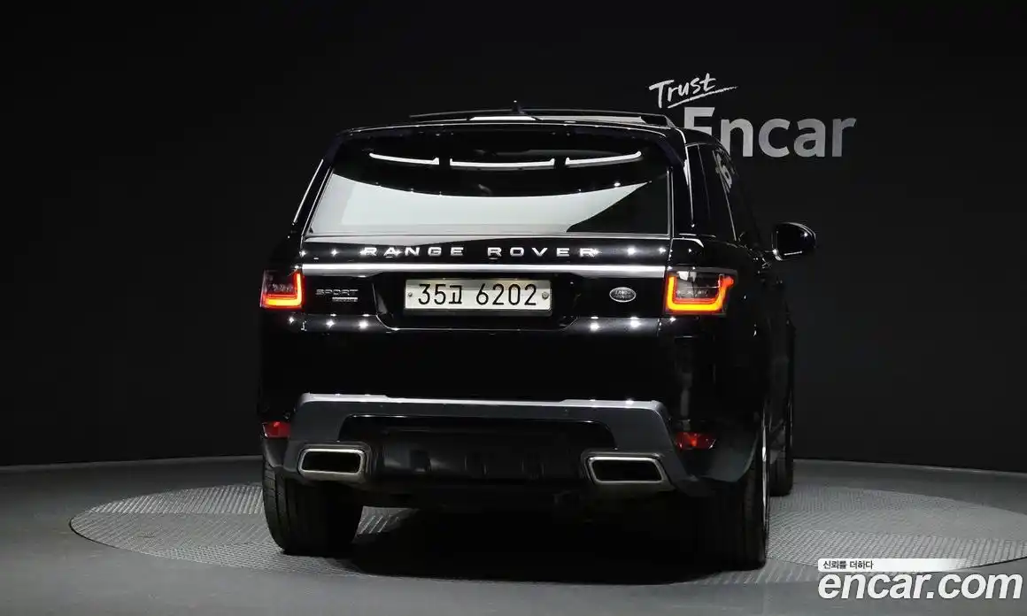 Land Rover Range-Rover Sport 2018 3.0 Автомат в Москве № 493547, фото 4