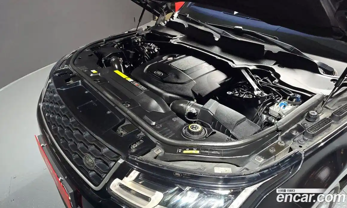 Land Rover Range-Rover Sport 2018 3.0 Автомат в Москве № 493547, фото 6