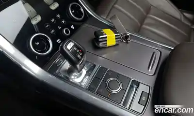 Land Rover Range-Rover Sport 2018 3.0 Автомат в Москве № 493547, миниатюра 9