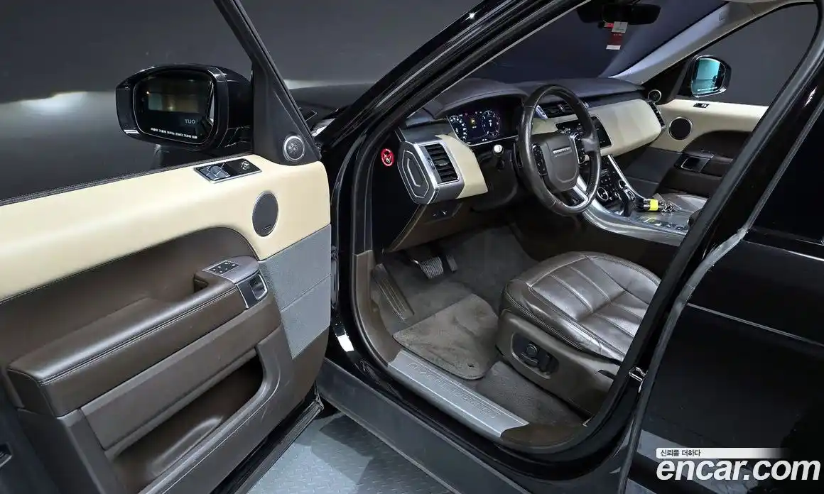 Land Rover Range-Rover Sport 2018 3.0 Автомат в Москве № 493547, фото 10