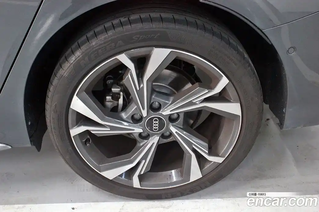 Audi A3 2025 2.0 Автомат в Москве № 497164, фото 5