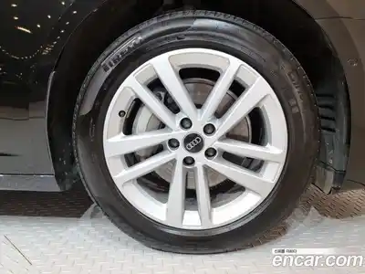 Audi A6 2023 2.0 Автомат в Москве № 497304, миниатюра 5