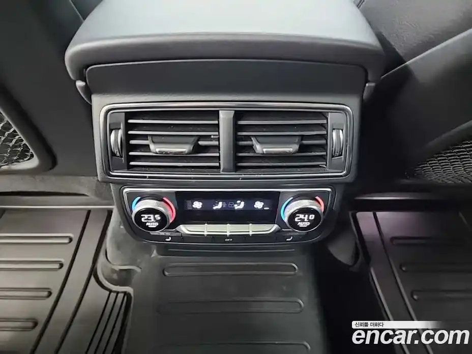 Audi Q7 2019 2.0 Автомат в Москве № 497361, фото 13