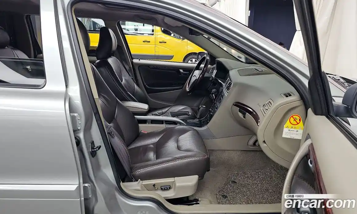 Volvo XC70 2004 2.5 Автомат в Москве № 497764, фото 11