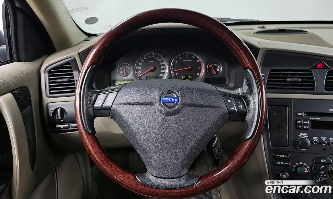 Volvo XC70 2004 2.5 Автомат в Москве № 497764, фото 13