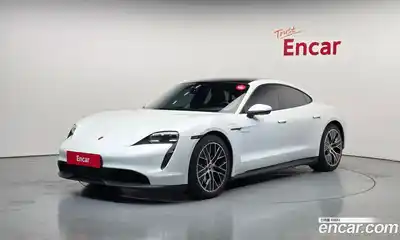 Porsche Taycan, 2022