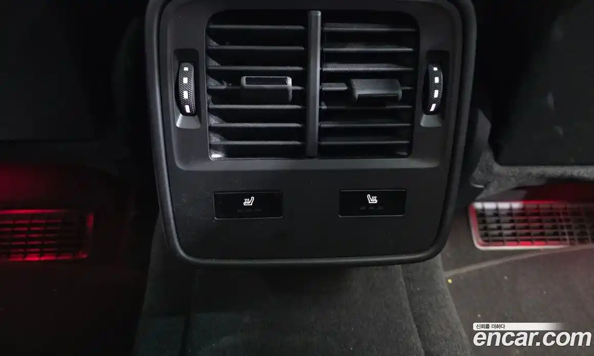 Porsche Taycan 2022 0.1 Автомат в Москве № 498285, фото 18