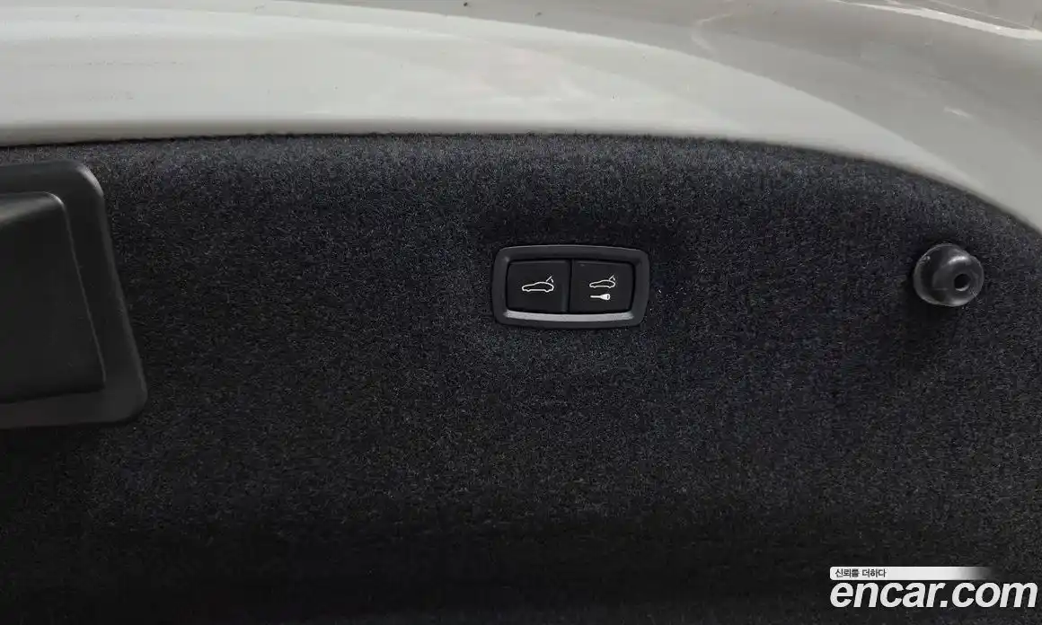 Porsche Taycan 2022 0.1 Автомат в Москве № 498285, фото 20