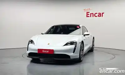 Porsche Taycan 2022 0.1 Автомат в Москве № 498285, миниатюра 3