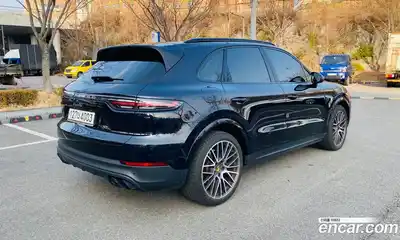 Porsche Cayenne 2020 3.0 Автомат в Москве № 498322, миниатюра 2