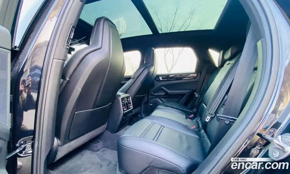 Porsche Cayenne 2020 3.0 Автомат в Москве № 498322, фото 9