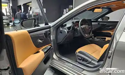 Lexus ES 2026 2.5 Автомат в Москве № 499554, миниатюра 11