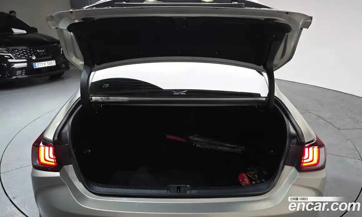 Lexus ES 2019 2.5 Автомат в Москве № 499583, фото 19