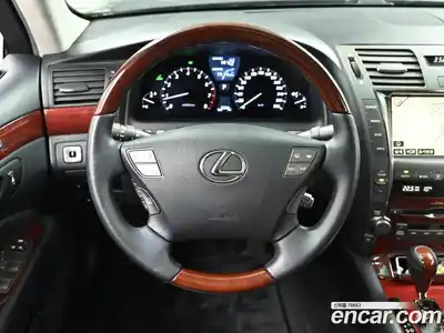 Lexus LS 2009 4.6 Автомат в Москве № 499676, миниатюра 12