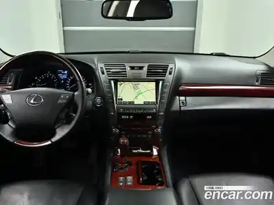 Lexus LS 2009 4.6 Автомат в Москве № 499676, миниатюра 7