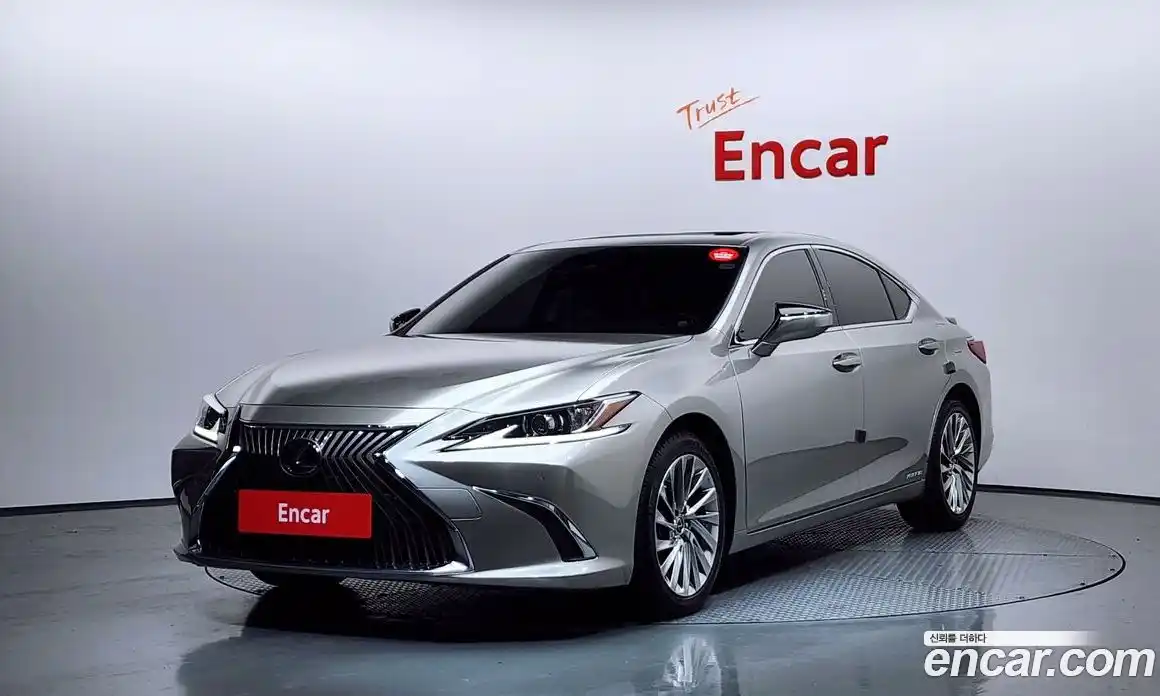 Lexus ES 2021 2.5 Автомат в Москве № 499699, фото 1