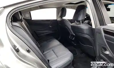 Lexus ES 2021 2.5 Автомат в Москве № 499699, миниатюра 12