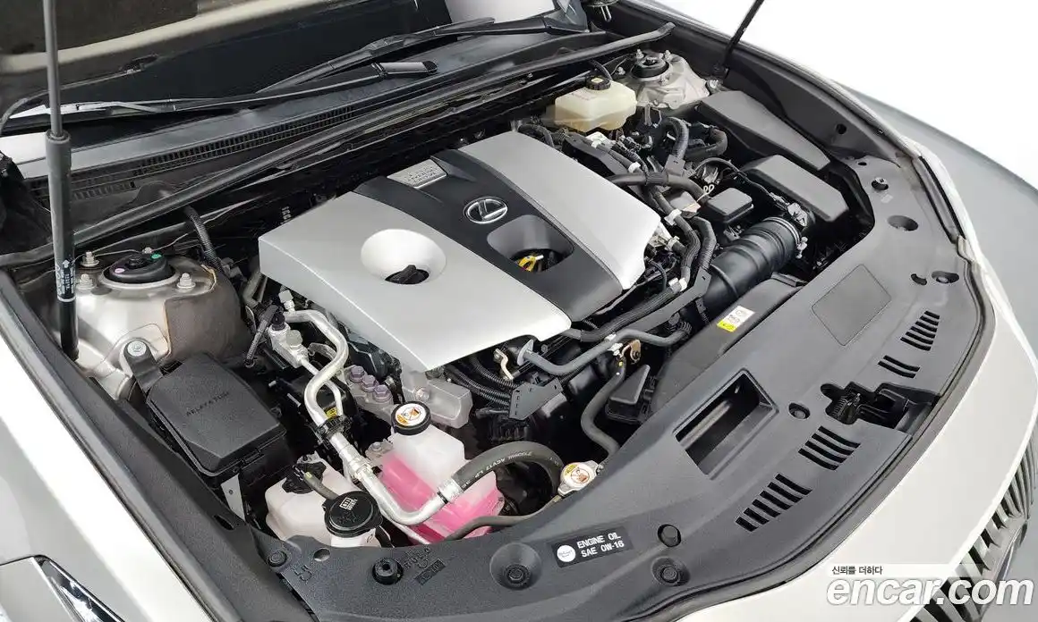 Lexus ES 2021 2.5 Автомат в Москве № 499699, фото 6