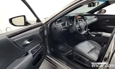 Lexus ES 2021 2.5 Автомат в Москве № 499699, миниатюра 10