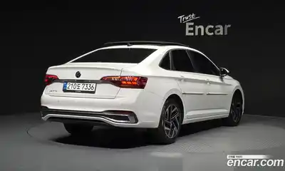 Volkswagen Jetta 2023 1.5 Автомат в Москве № 499935, миниатюра 2