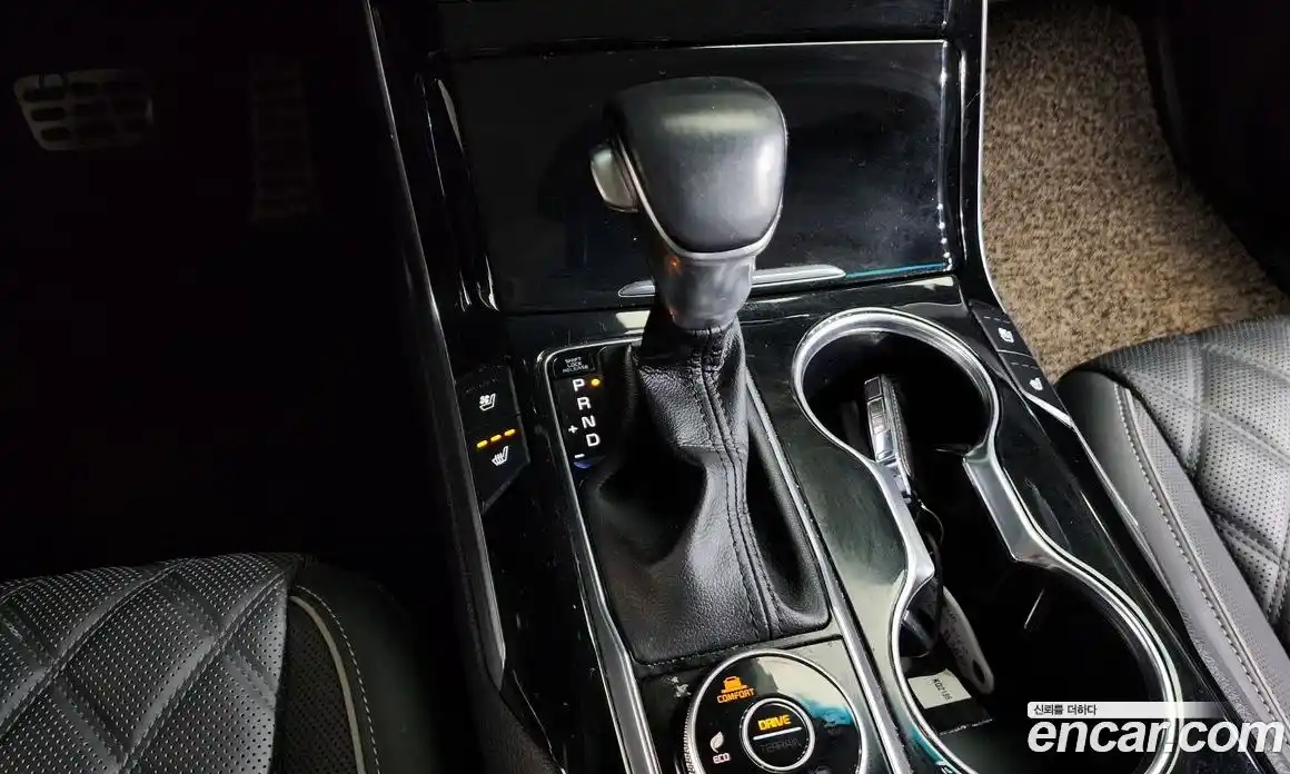 Kia Mohave 2022 3.0 Автомат в Москве № 50756, фото 9