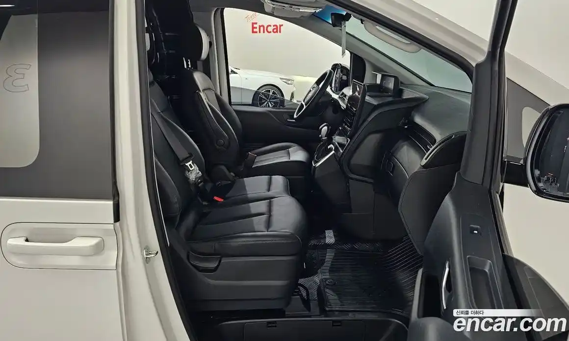 Hyundai Staria 2023 2.2 Автомат в Москве № 516946, фото 11