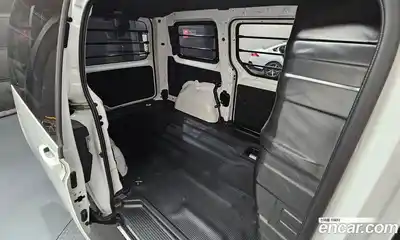 Hyundai Staria 2023 2.2 Автомат в Москве № 516946, миниатюра 12