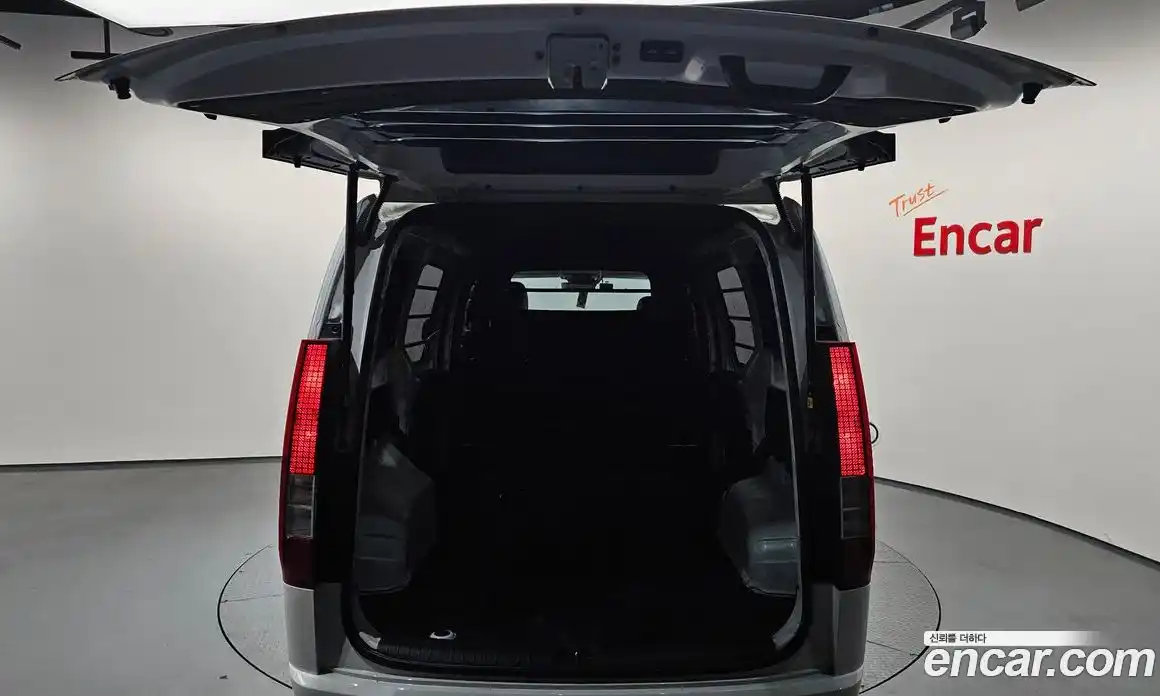 Hyundai Staria 2023 2.2 Автомат в Москве № 516946, фото 20