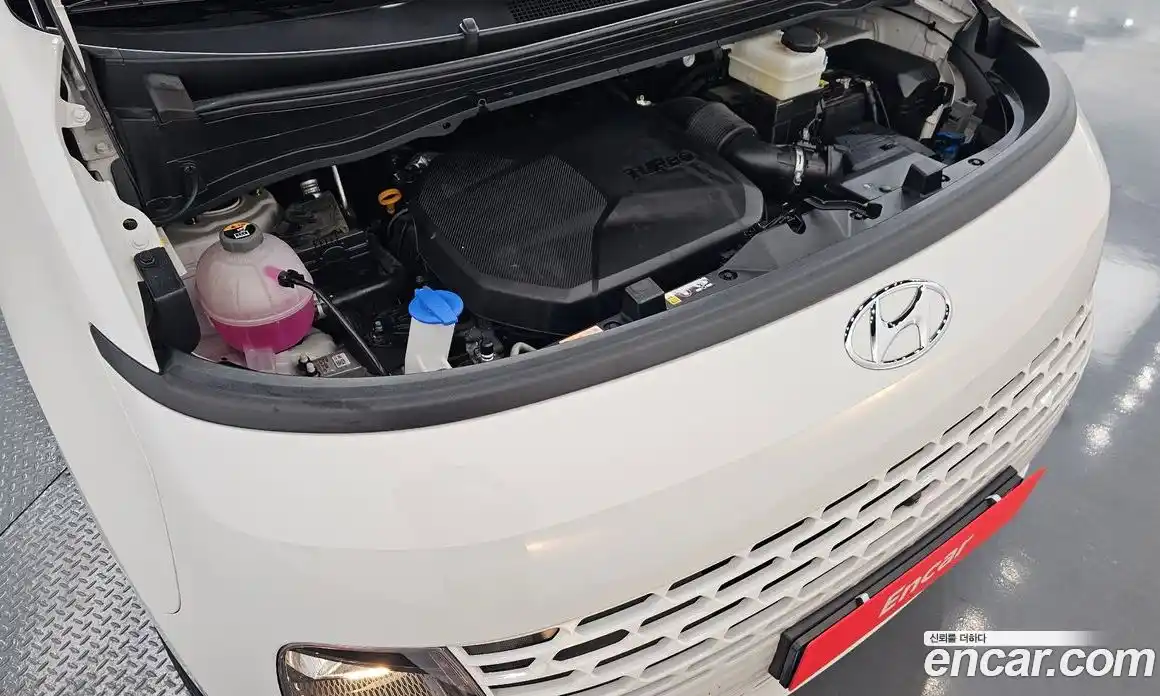 Hyundai Staria 2023 2.2 Автомат в Москве № 516946, фото 6